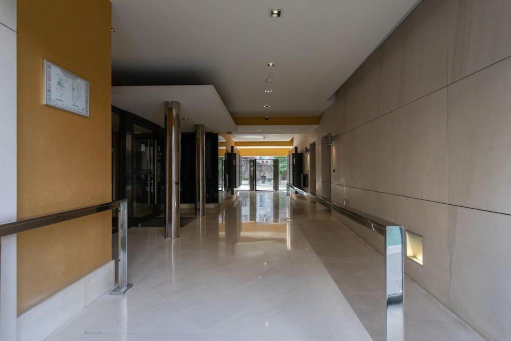 Apartamento L18 Central Pakring Terrace Ac 10Mins Walk To Beaches Niza Exterior foto